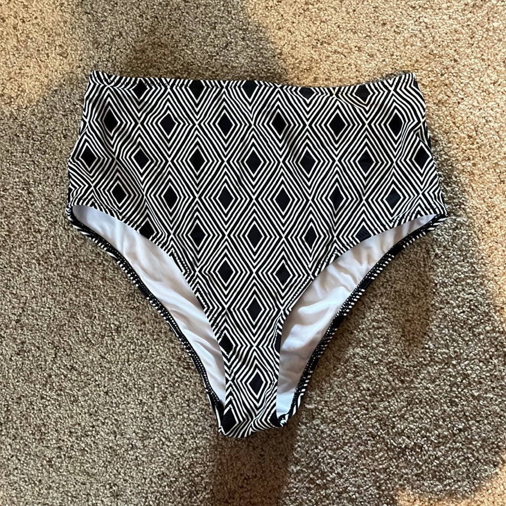 Cupshe high waisted bikini bottoms